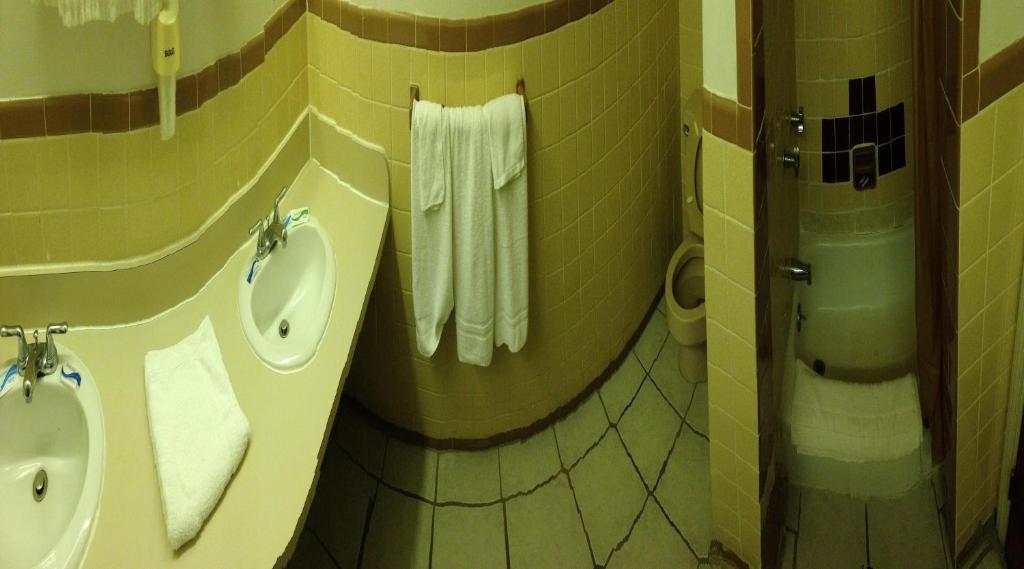 Chateau Motor Lodge Grand Island Pokoj fotografie