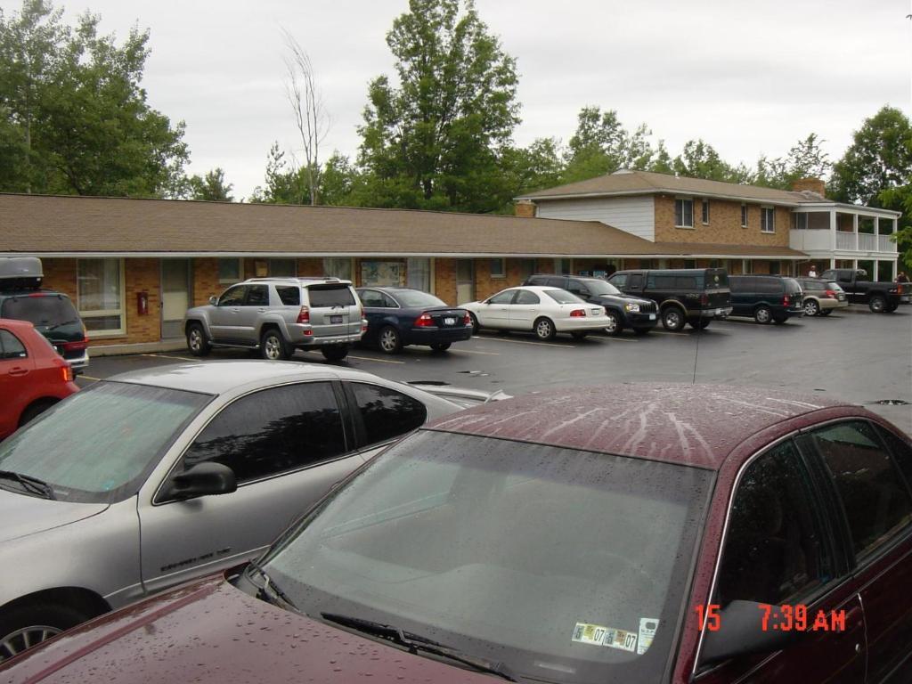 Chateau Motor Lodge Grand Island Exteriér fotografie